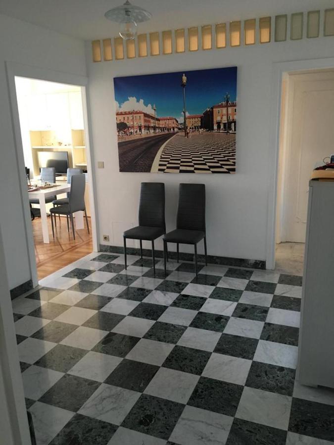 Appartement Front De Mer - Promenade Des Anglais Nisa Exterior foto